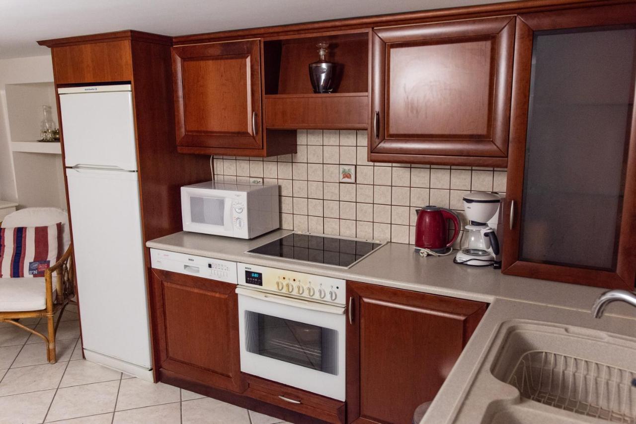 Apartments Nina Pallini  Luaran gambar